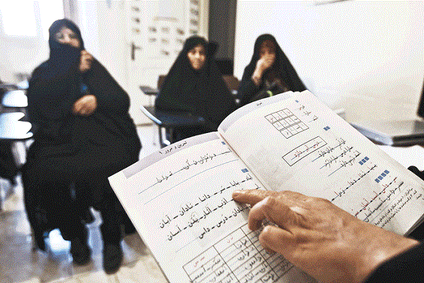 انشا درمورد زیان های بی سوادی