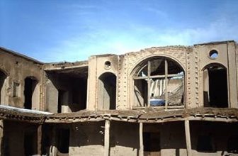 خانه بهمنی در زنجان