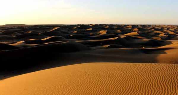 عکس های بی نظیر از کویر زیبای ایران عکس های بی نظیر از کویر زیبای ایران